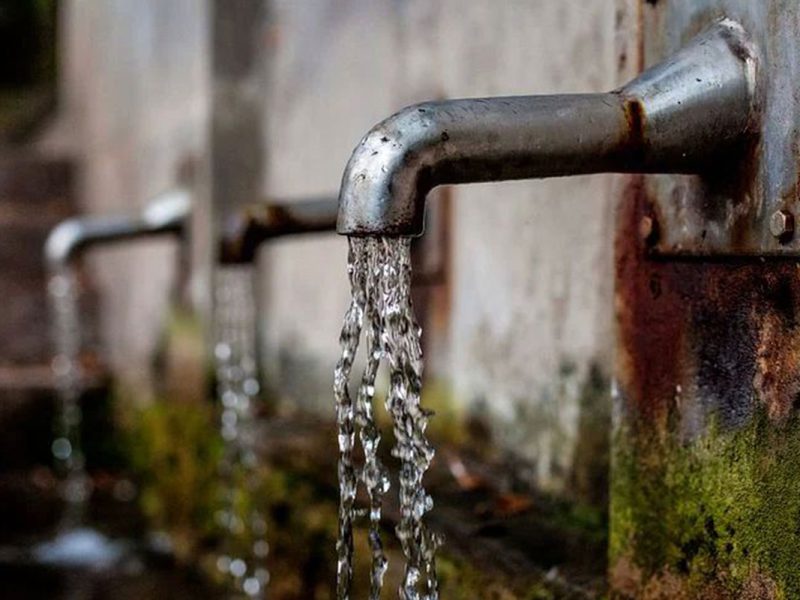 Inilah 4 Bahan Sederhana untuk Membersihkan Keran Air Berkarat
